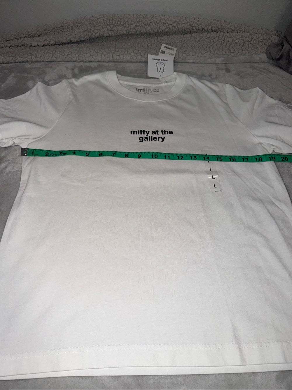Uniqlo x Miffy Tshirt - Picture 9 of 10